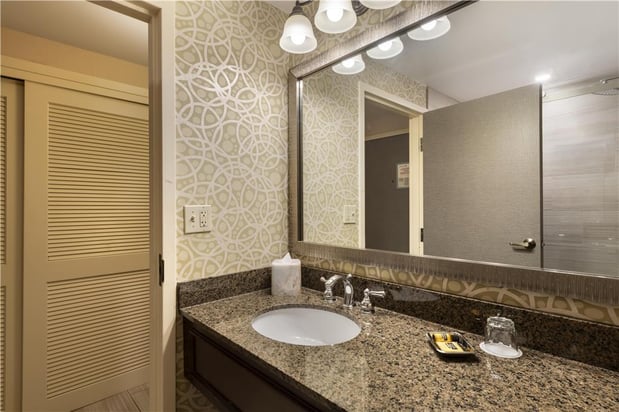 Images Best Western Plus The Normandy Inn & Suites