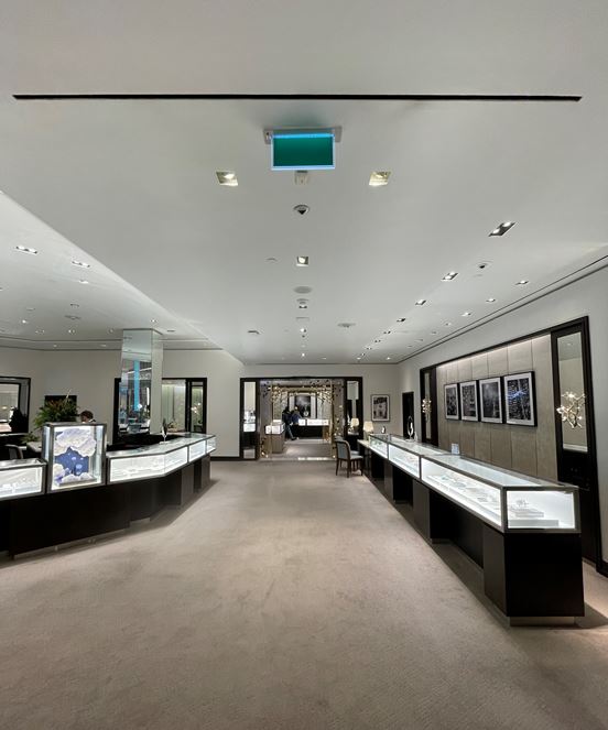 Tiffany & Co. Toronto (416)780-6570