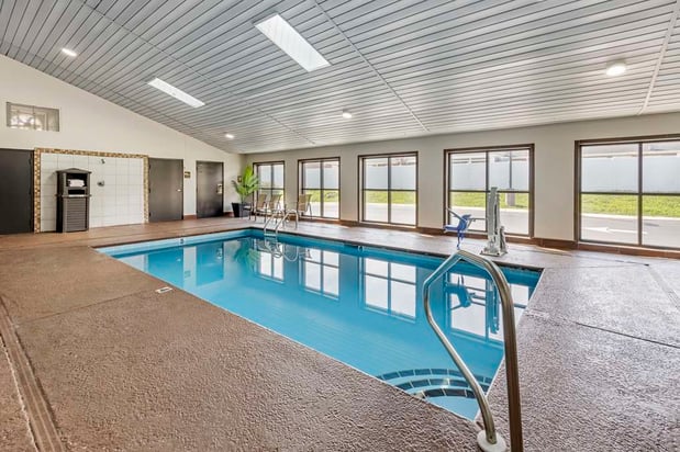 Images Best Western Shelbyville Inn and Suites Celebration Inn