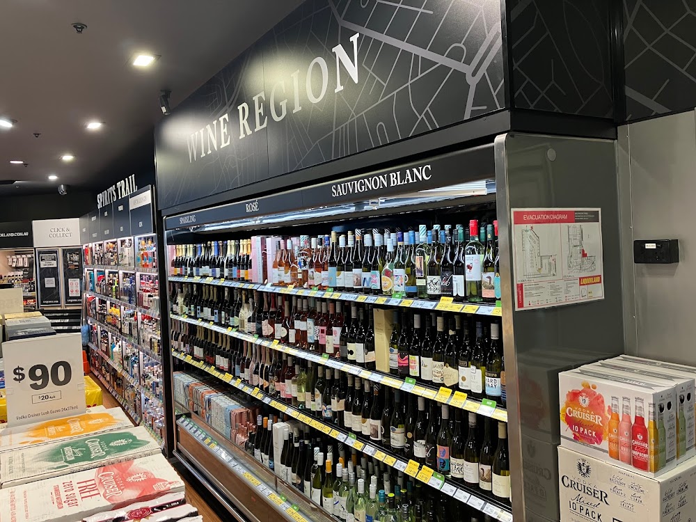 Images Liquorland Pacific Pines (Pitcairn Way)