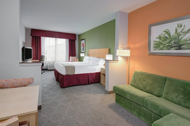 Images Holiday Inn Express & Suites Clute - Lake Jackson by IHG