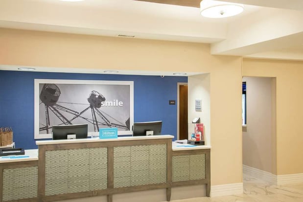 Images Hampton Inn & Suites Jackson Downtown-Coliseum