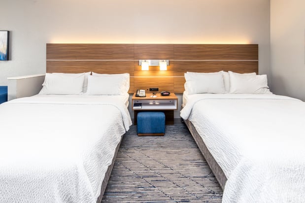Images Holiday Inn Express & Suites Louisville Downtown by IHG