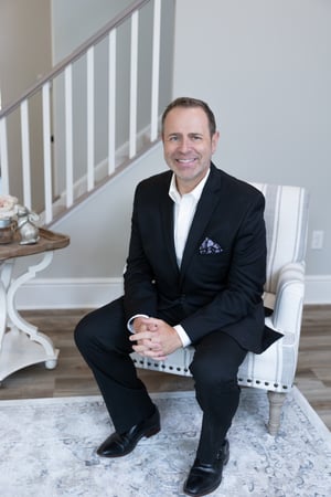 Images Ed Noschese and Kim Rostron Team - The Best Agents Ever, LLC