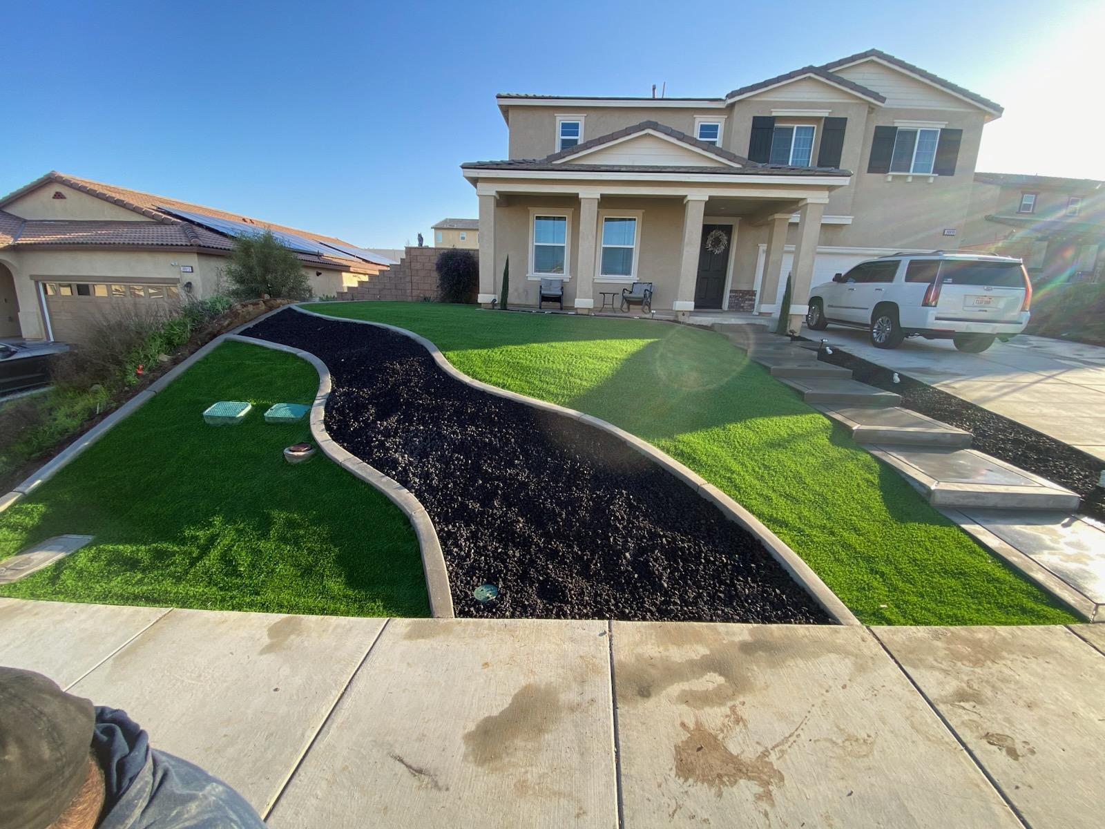 Instalaci&oacute;n de C&eacute;sped-Franco Landscaping