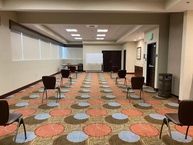Images Staybridge Suites Seattle - Fremont by IHG