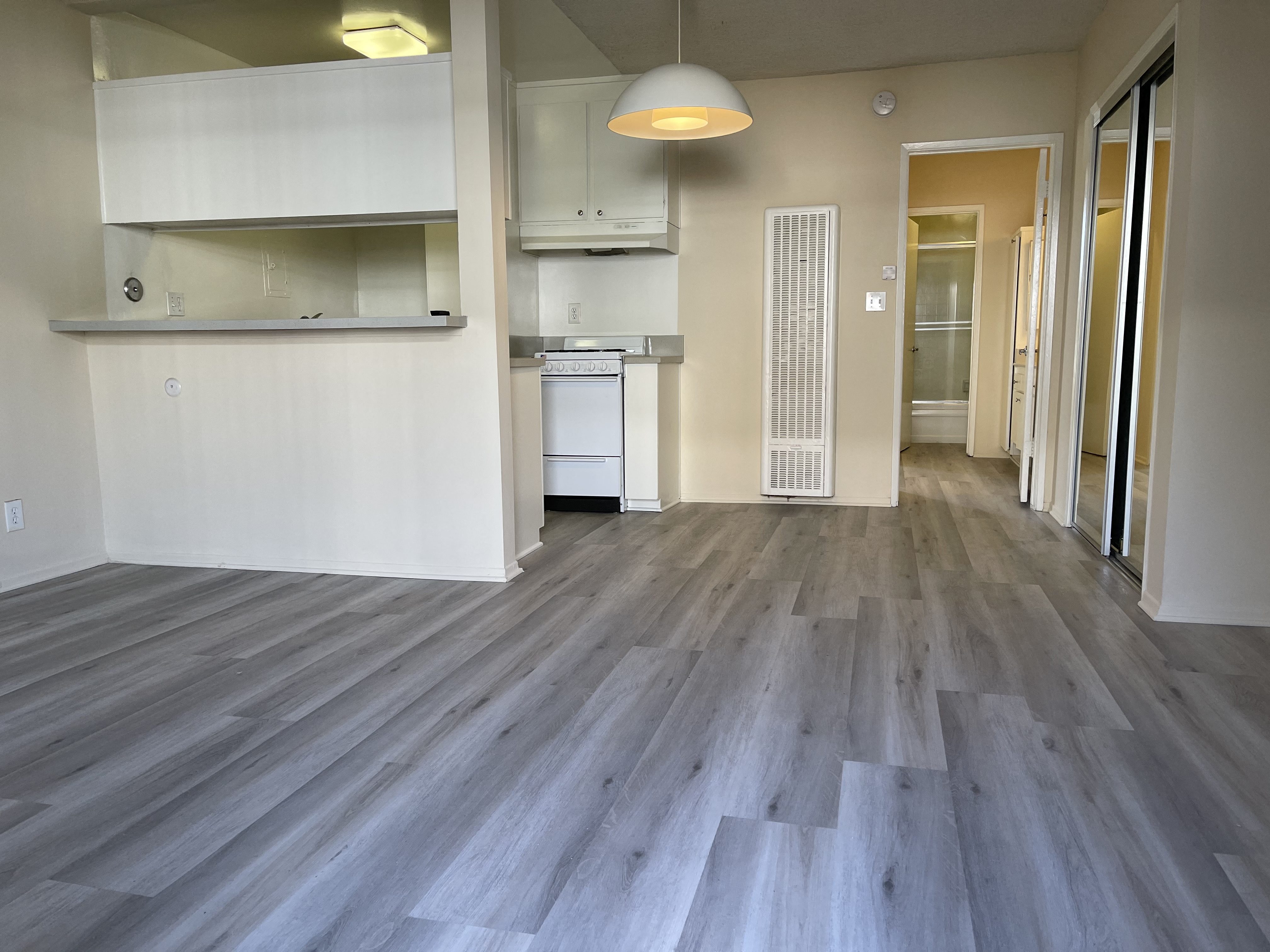 Lido Apartments - 3610 Midvale Ave