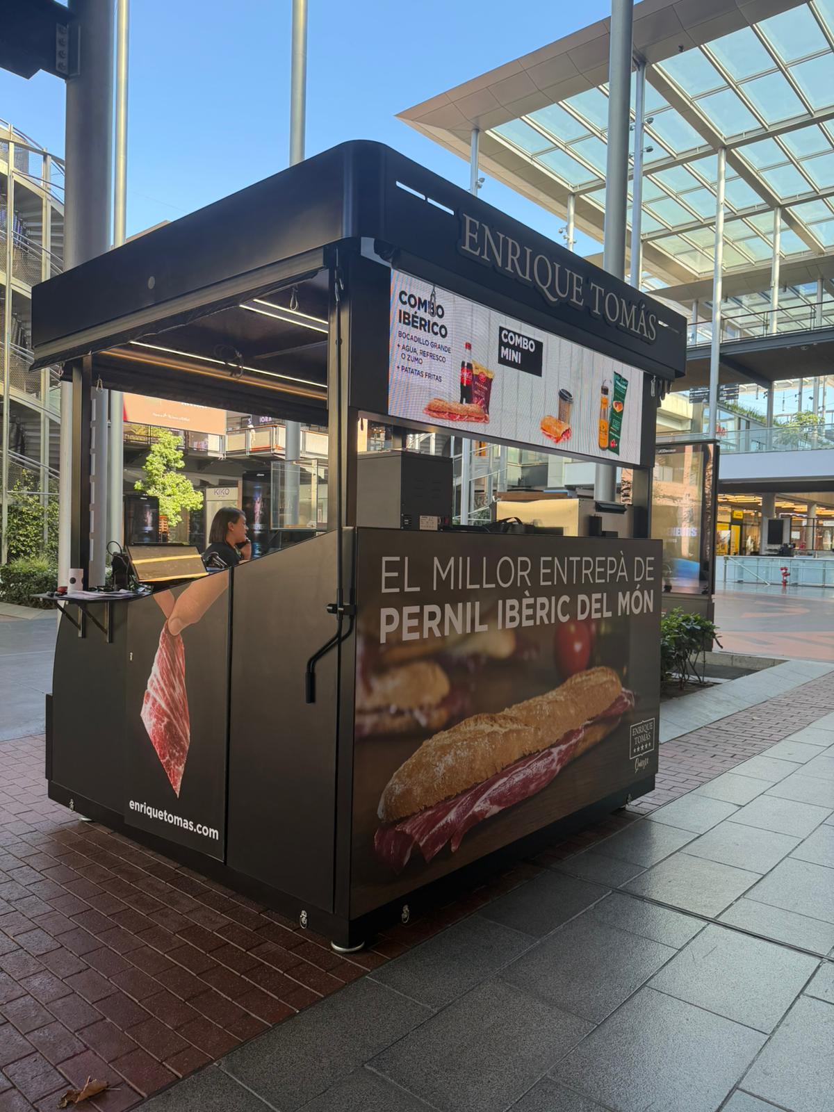 Images Quiosco Enrique Tomás Maquinista