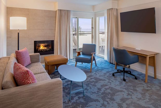 Images Hilton Garden Inn Dana Point Doheny Beach