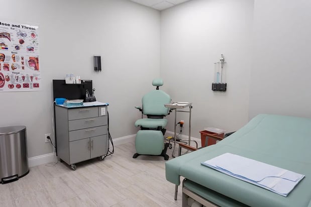 Images Century Medical & Dental Center