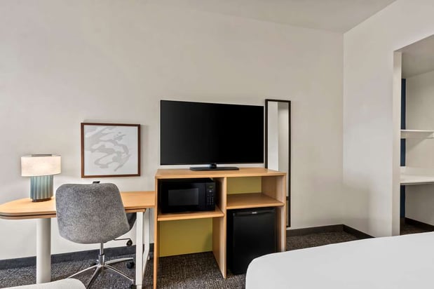 Images Spark by Hilton Phoenix East Mesa