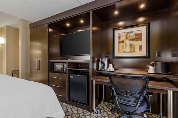 Images Best Western Plus InnTowner Madison