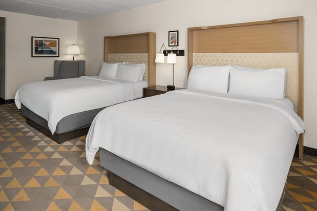 Images Holiday Inn Morgantown - Reading Area by IHG