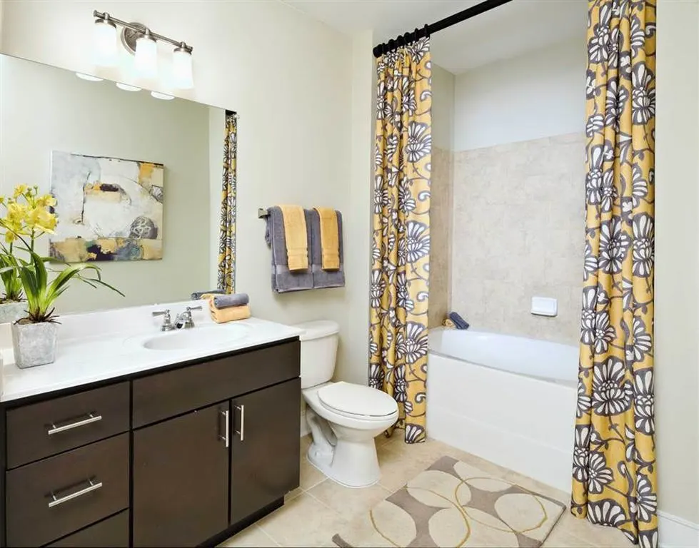 Luxurious Bathroom