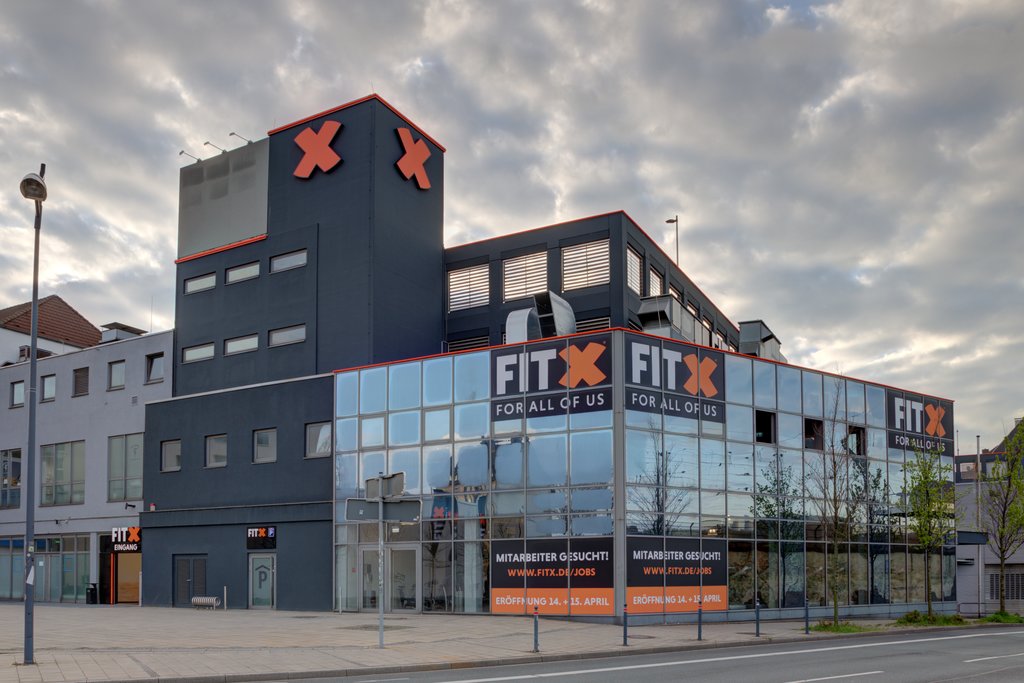 Bild 1 FitX Fitnessstudio in Witten
