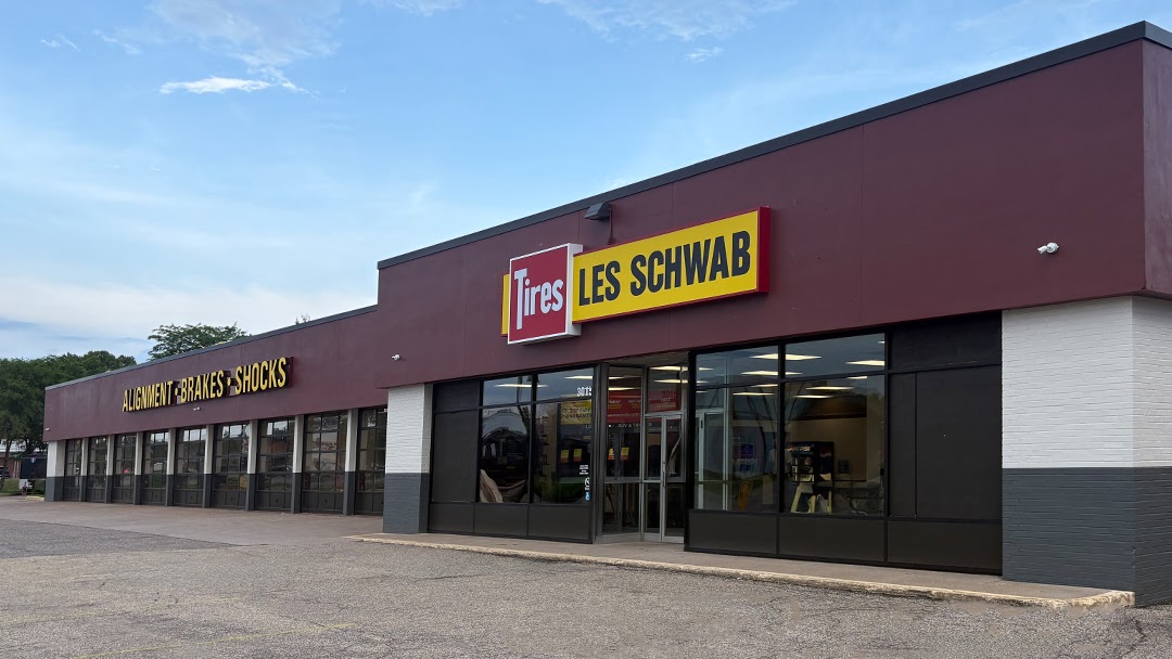 Les Schwab Tire Center