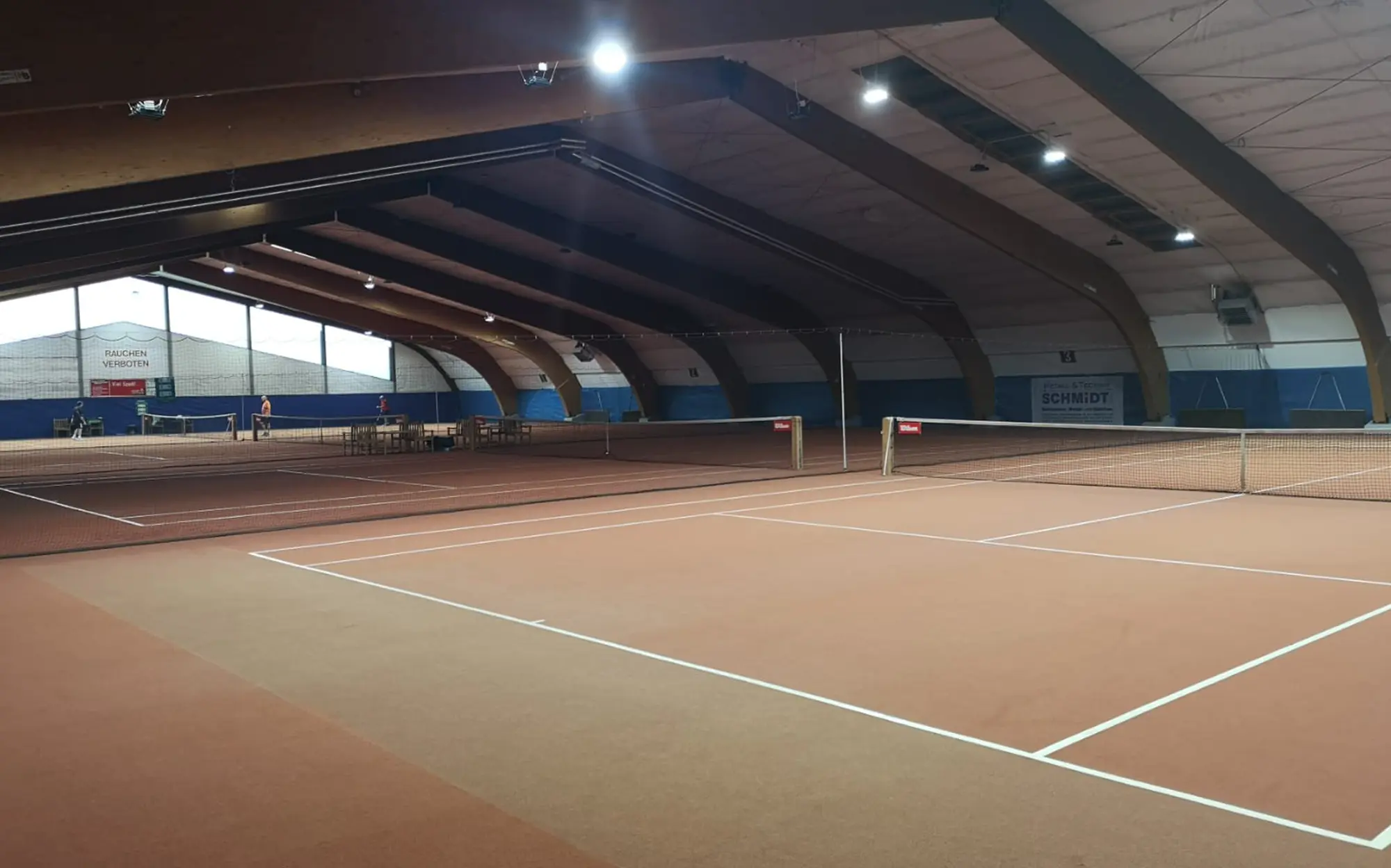 Bild 4 von P2-Tenniscenter