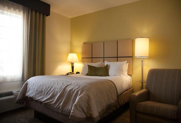 Images Candlewood Suites Alexandria, an IHG Hotel