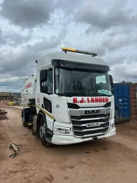 Images R J Lander Ltd