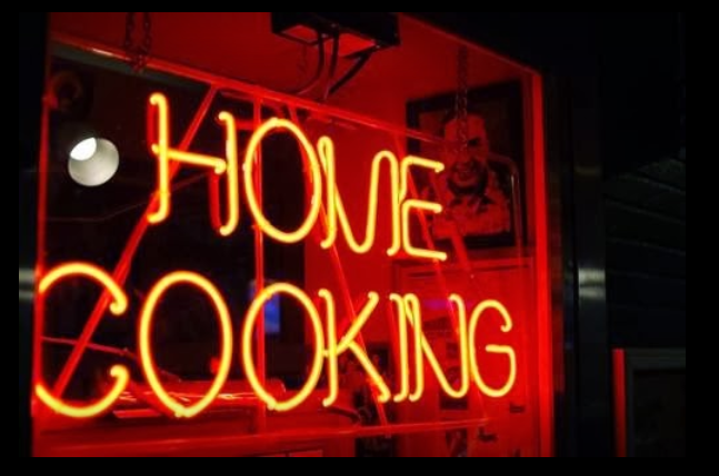 Lois' Country Cupboard