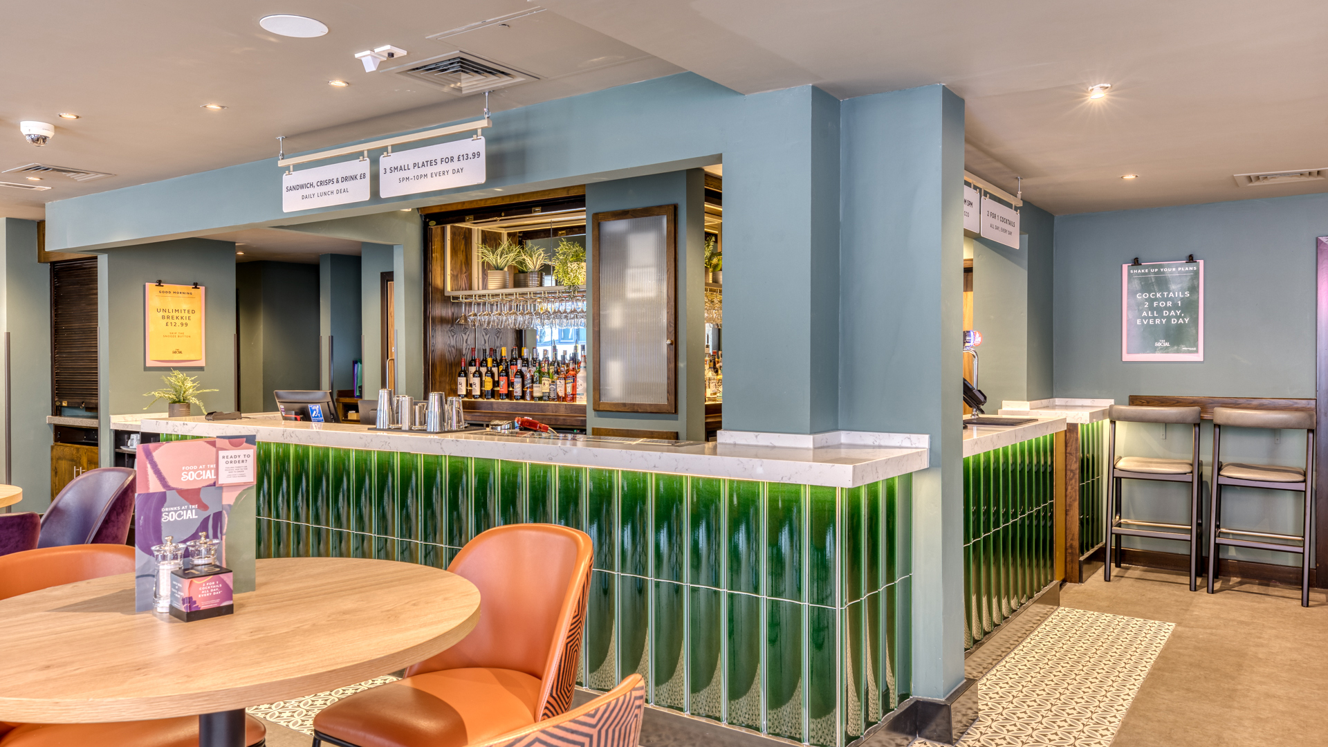 Premier Inn London Southwark (Tate Modern) hotel The Social restaurant