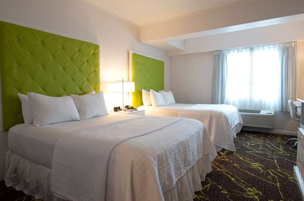 Images The Roslyn, Tapestry Collection by Hilton