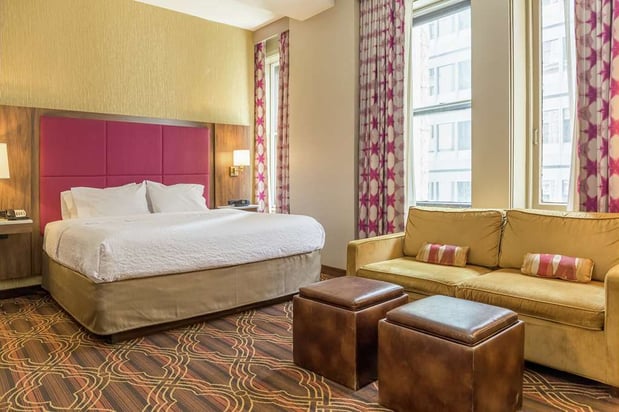 Images Hampton Inn Majestic Chicago Theatre District