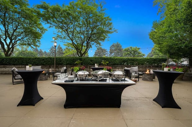 Images Embassy Suites by Hilton Detroit Troy Auburn Hills