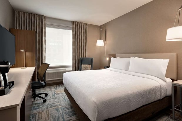 Images Hilton Garden Inn New York Times Square South