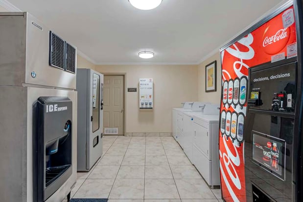 Images Best Western Pineywoods Inn