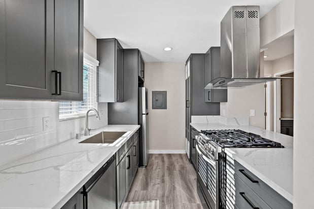 Images 316 Beach Apartments