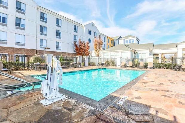 Images Hilton Garden Inn Tulsa South