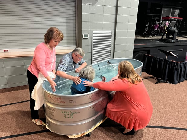 Images 2|42 Community Church | Livonia