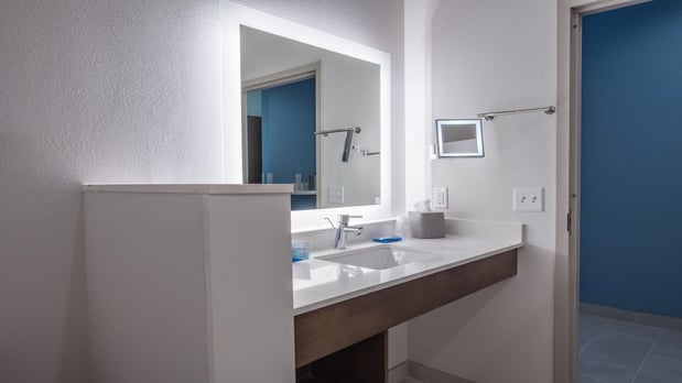 Images Holiday Inn Express & Suites Dripping Springs - Austin Area by IHG