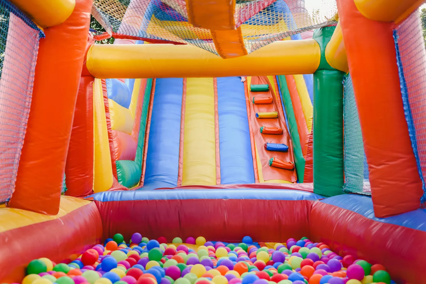 Hüpfburgenland Fun City Micheln, Klietzener Straße 10 in Osternienburger Land