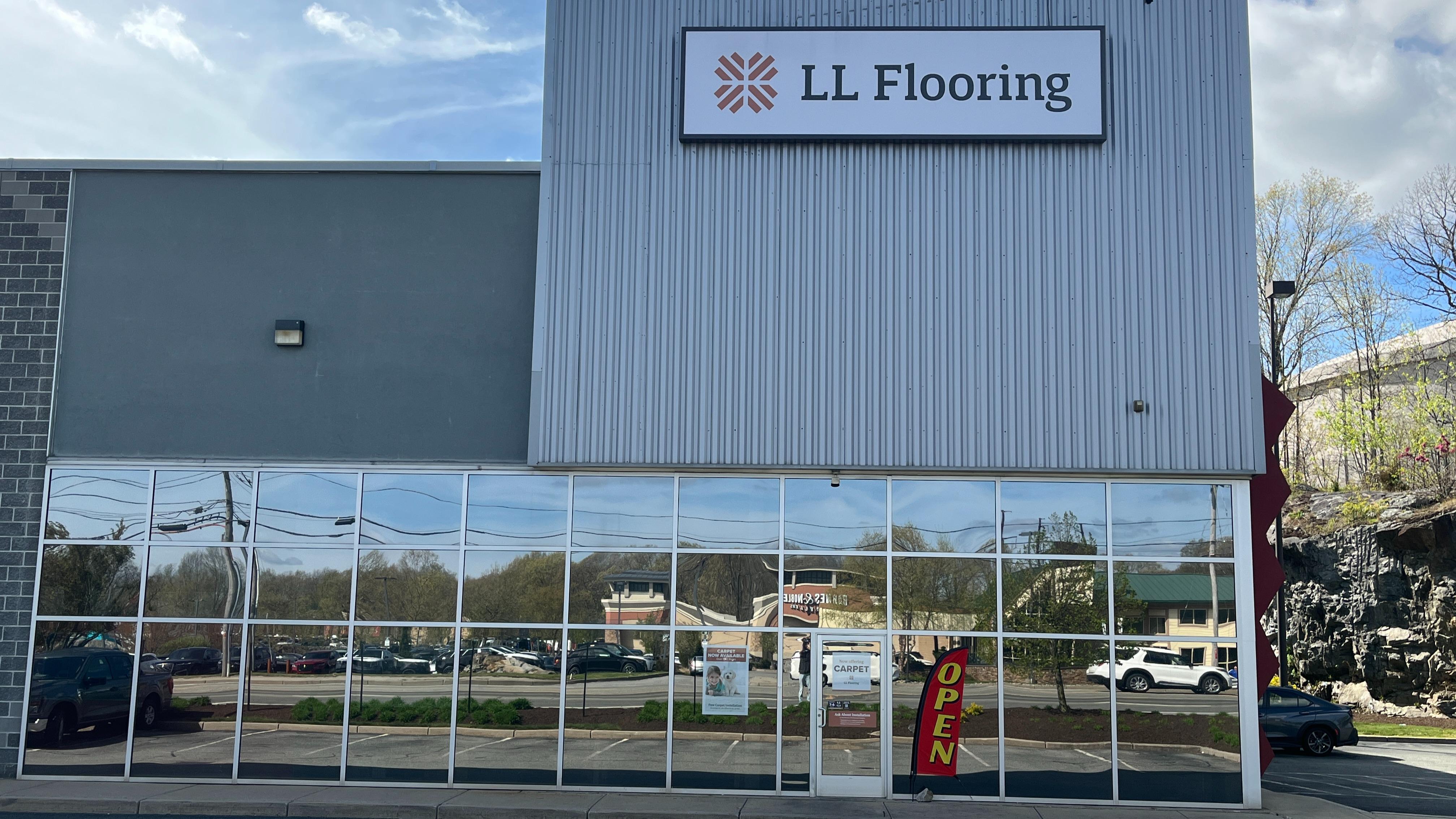 LL Flooring #1115 Warwick | 1301 Bald Hill Road | Storefront