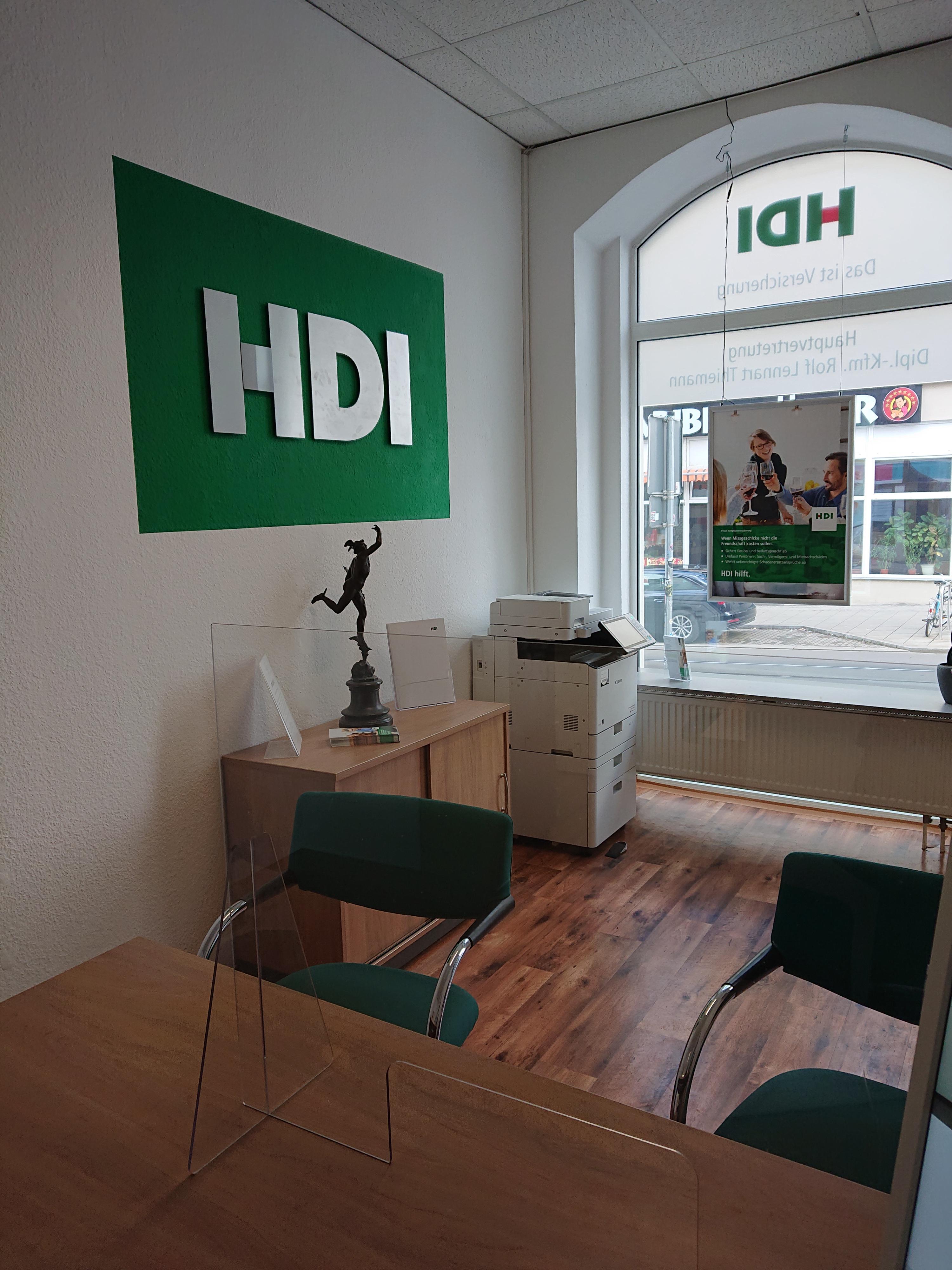 HDI Hauptvertretung Lennart Thiemann - Innenansicht Büro