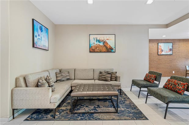 Images Best Western Valencia/Six Flags Inn & Suites