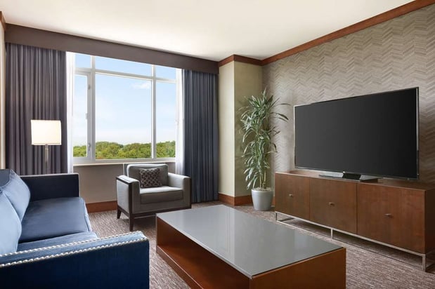 Images Hilton Baltimore BWI Airport