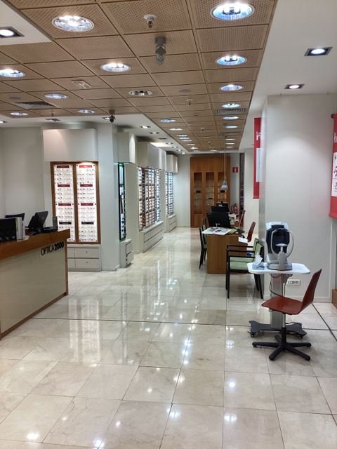 Images Optica2000 El Corte Inglés Avenida de España