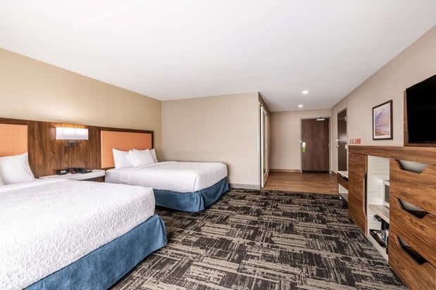 Images Hampton Inn & Suites Benton Harbor