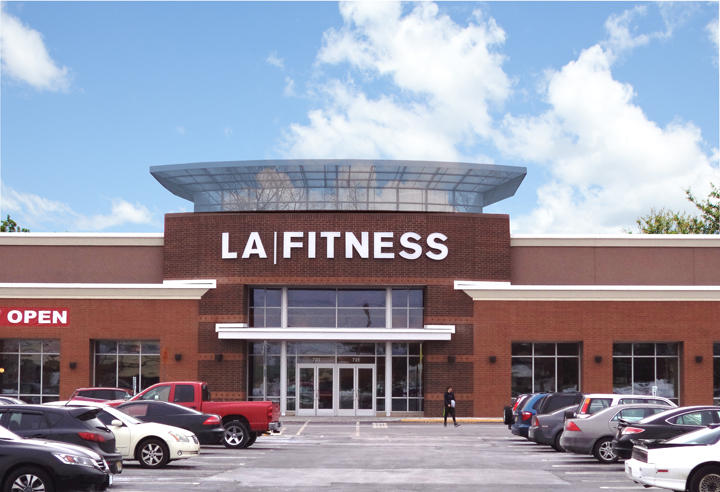 LA Fitness at Collegetown Shopping Center