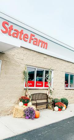 Images Lindsey Giagni - State Farm Insurance Agent