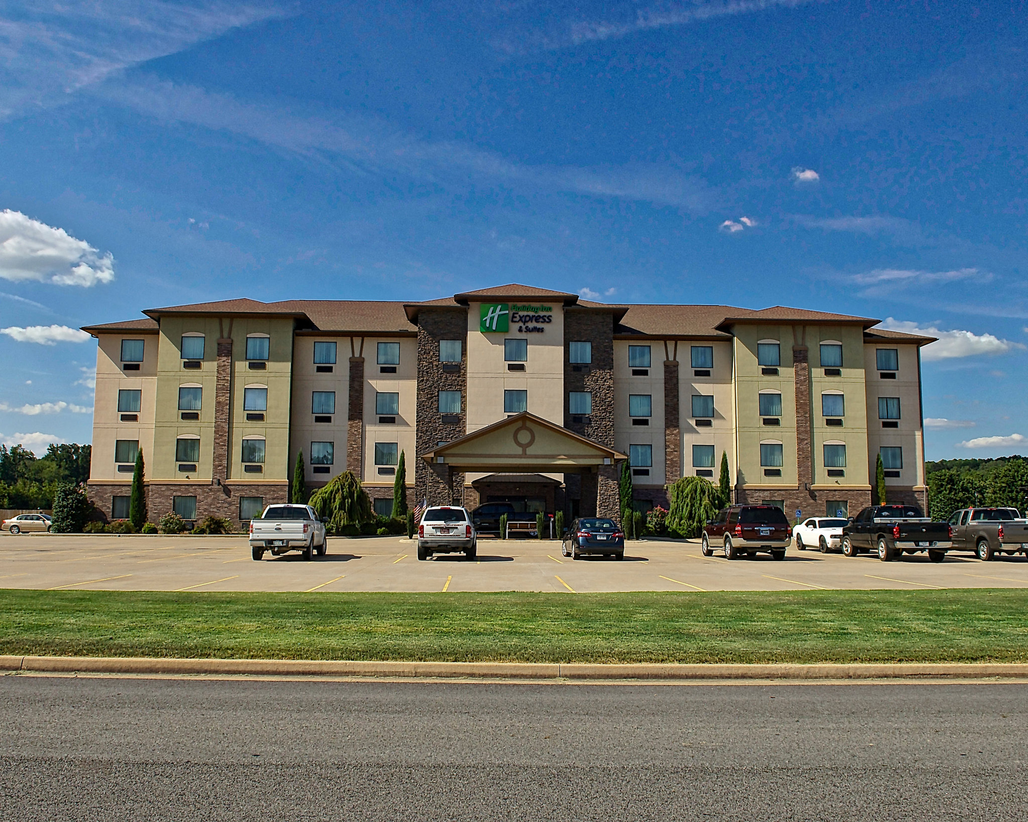 Holiday Inn Express & Suites Heber Springs by IHG