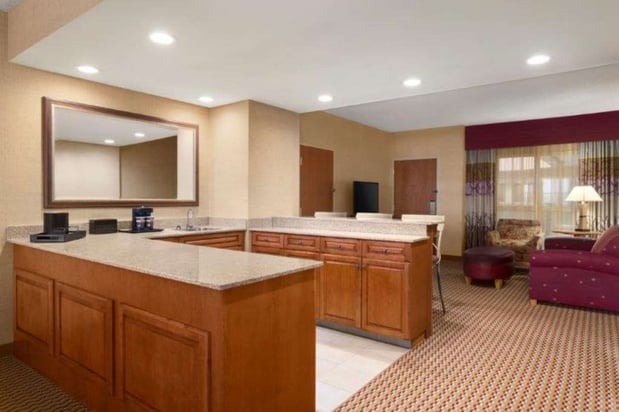 Images Embassy Suites Northwest Arkansas - Hotel, Spa & Convention Center