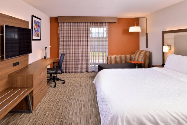 Images Holiday Inn Express & Suites Arcata/Eureka-Airport Area, an IHG Hotel