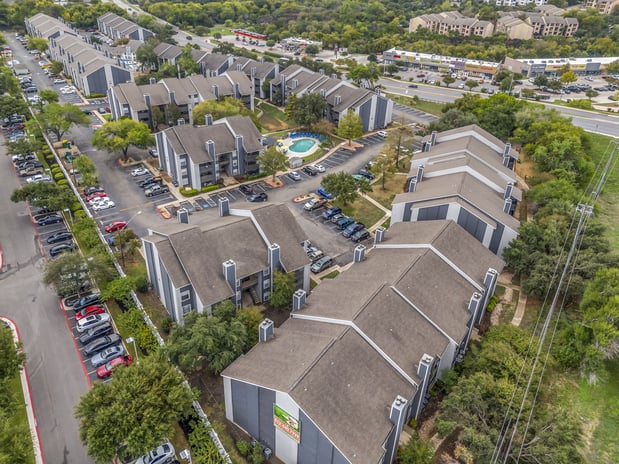 Images Stassney at SoCo