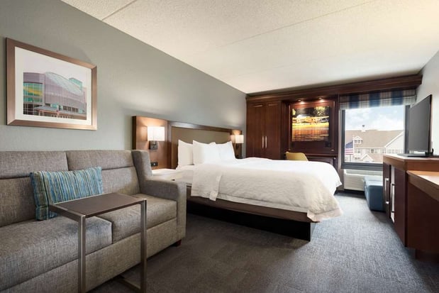 Images Hampton Inn Appleton-Fox River Mall Area