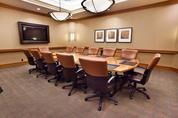 Images Hilton Chicago/Oak Brook Suites