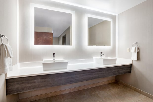 Images Holiday Inn Lafayette-City Centre by IHG